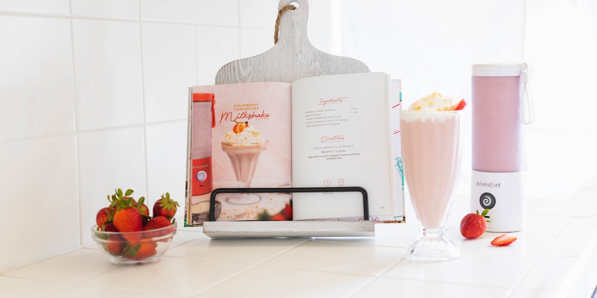 Easy Smoothie using Next Gen Blending BlendJet Recipe Vol. Book 