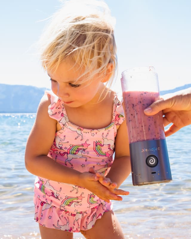 Refreshingly Delicious Blackberry Smoothie Without Yogurt Recipe | BlendJet 2 Portable Blender