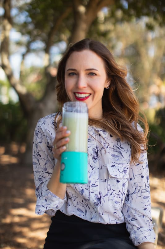 Carrot Greens Smoothie: (Your Ticket to Unmatched Health & Taste)