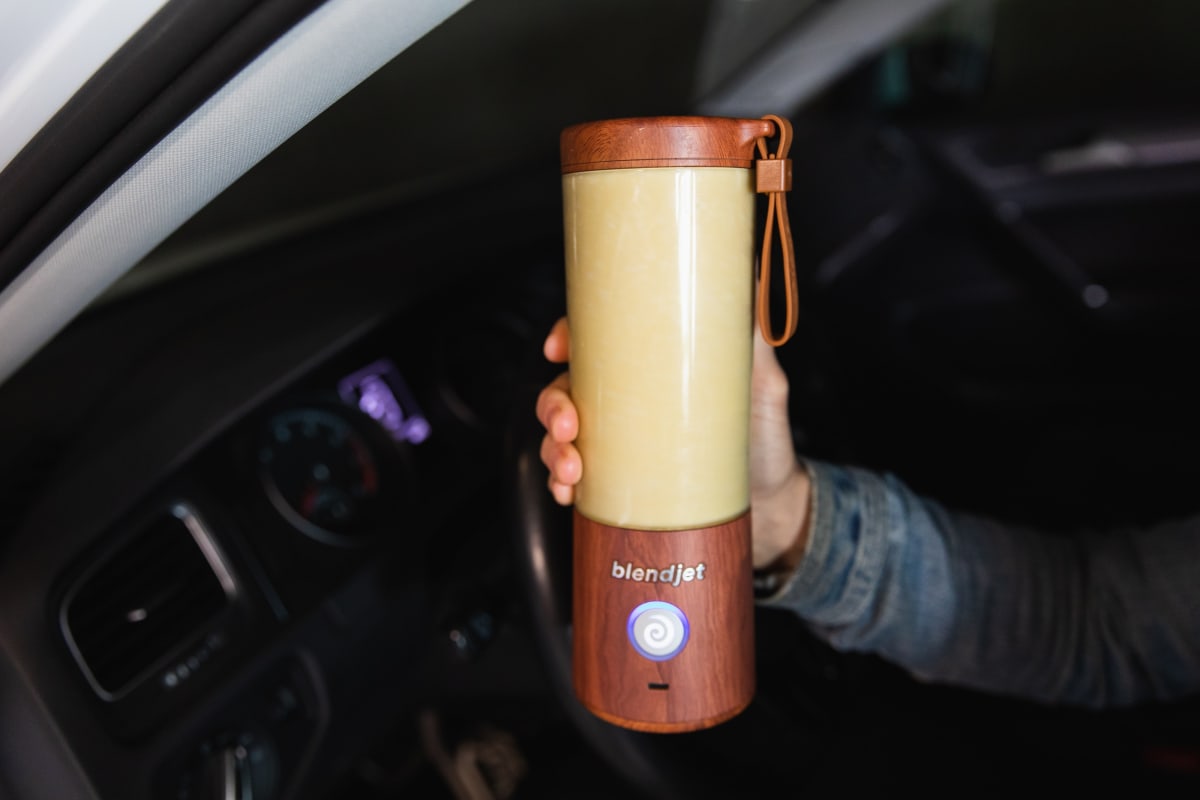 BlendJet's Carrot Mango Smoothie (Your Taste of Tropical Bliss)